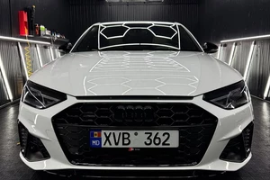 Audi A4Lucrării efectuate-Curățarea chimică Polișarea caroserieiPolișarea elementelor de decor i
