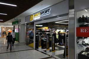 61651,
