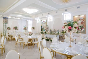 1564384809sala-anotimpuri-01